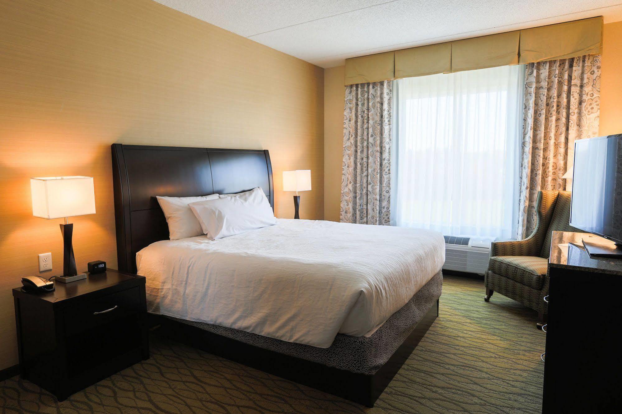 Hilton Garden Inn Indiana At Iup מראה חיצוני תמונה